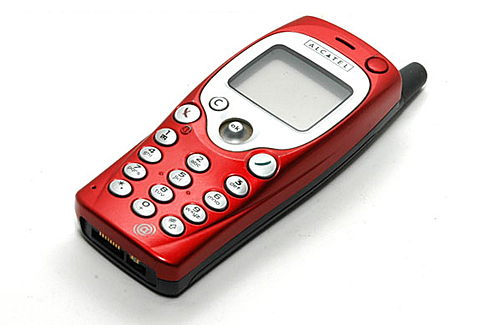 Retro Mobile - Alcatel One Touch 500
